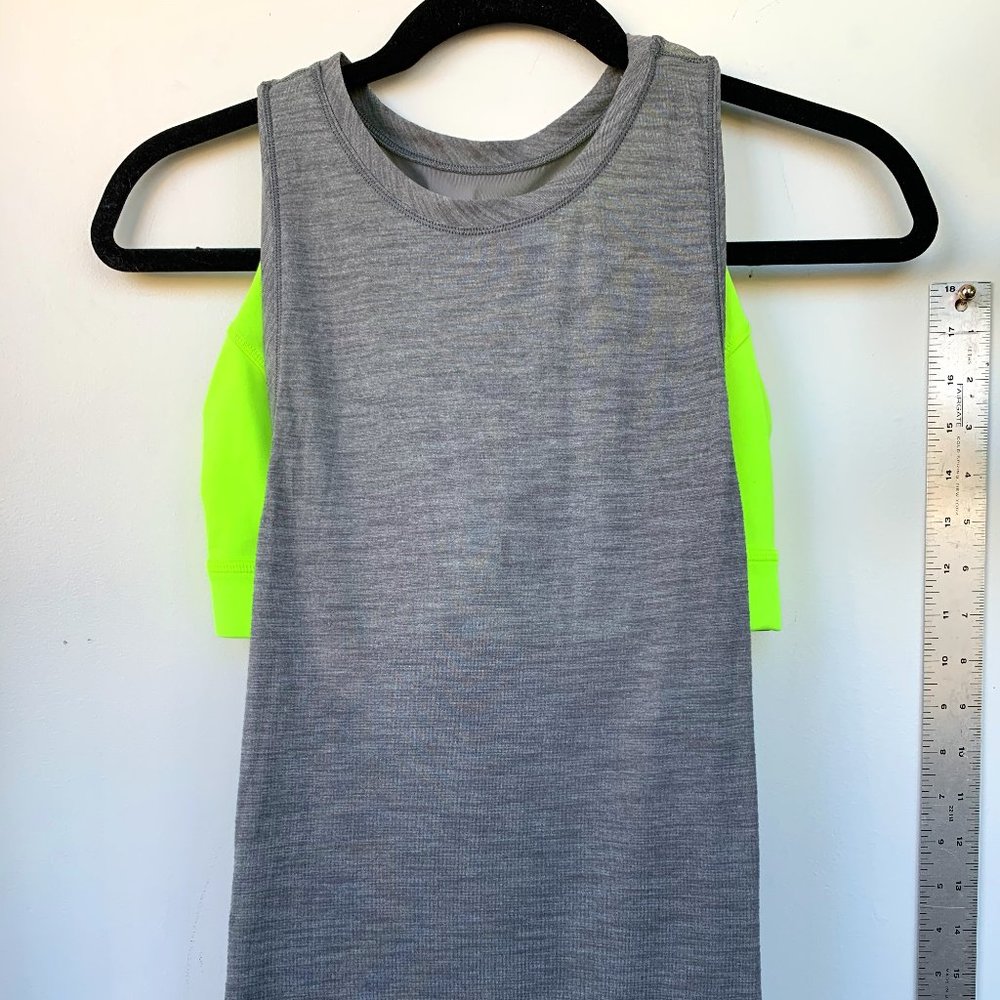 Lululemon Tank w/ Bra attached